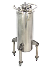 Load image into Gallery viewer, 160 L, (175 lbs. Refrigerant), ASME Certified Jacketed Storage Vessel With Condenser
