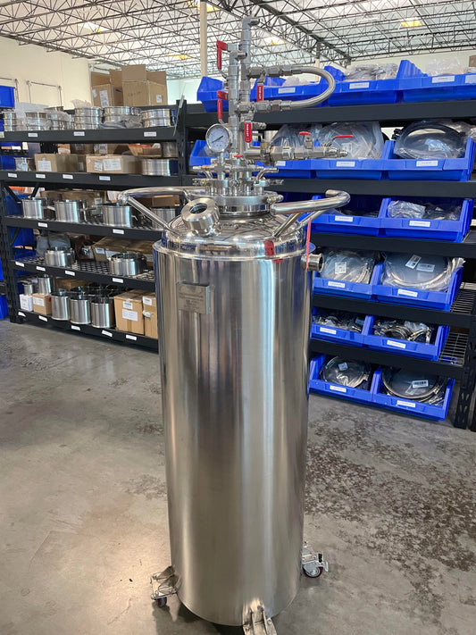 HFS 160 L, (175 lbs. Refrigerant), Jacketed Vertical Storage Tank With Condenser SIZE:16x48